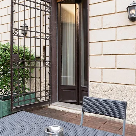 Crocetta Traviata Bilocale I Piano - Mirable Pm Appartement